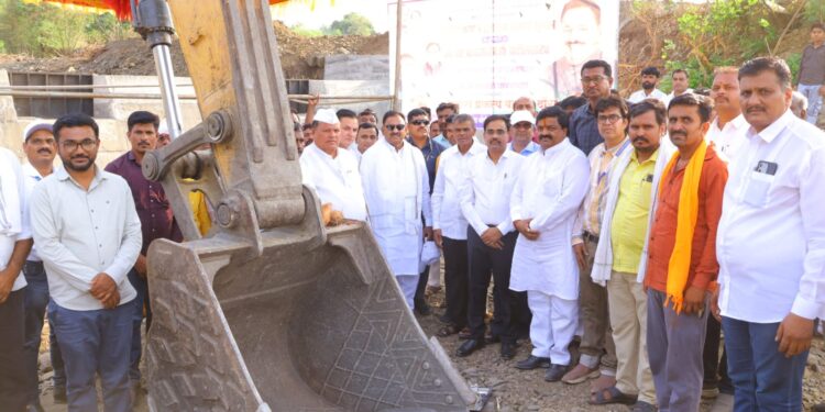 कमी पाण्यात शेती करणे काळाची गरज : सहकार मंत्री बाबासाहेब पाटील