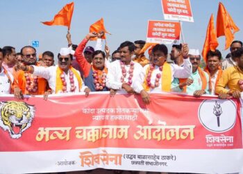 समृद्धी महामार्गावर शिवसैनिकांचा एल्गार; शेतकऱ्यांच्या हक्कासाठी अंबादास दानवे यांचा ‘चक्काजाम’
