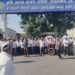 लासलगाव कांदा बाजारात दर कोसळले; संतप्त शेतकऱ्यांनी लिलाव बंद पाडले
