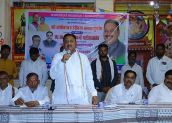 पावसाचे पाणी शिवारातच अडविण्यासाठी लोकसहभाग आवश्यक