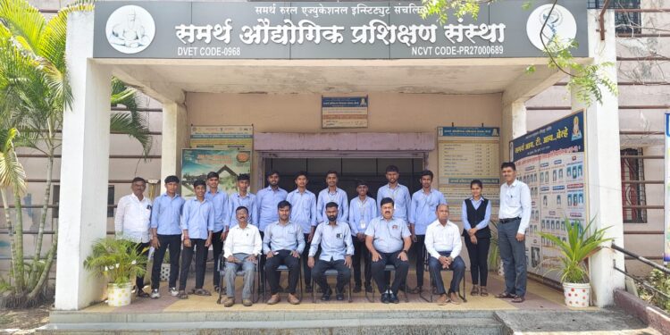 समर्थ आयटीआयच्या विद्यार्थ्यांची मल्टिनॅशनल कंपनीत निवड; कॅम्पस इंटरव्ह्यूतून रोजगाराची संधी