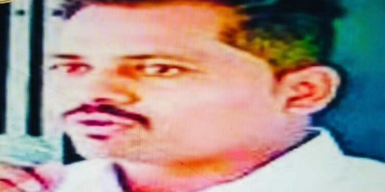 बहुजन समाज पक्षाचे खटाव तालुकाध्यक्ष गणेश थोरात यांचा भीषण अपघातात मृत्यू