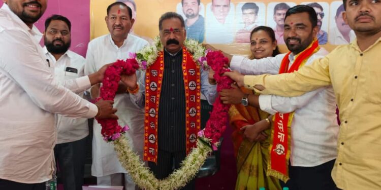 आलेगाव जि. प. गटाची शिवसेना शिंदेगट पक्षाची आढावा बैठक उत्हासात संपन्न