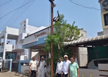 संभाजीनगर कॉलनीतील धोकादायक विद्युत तारा अखेर सुरक्षित; नागरिकांनी व्यक्त केला समाधानाचा श्वास