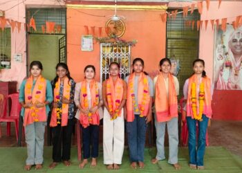 निवघा (बा.) येथे गोपाळ समाजाच्या वतीने गुणवंत विद्यार्थ्यांचा भव्य सत्कार सोहळा संपन्न