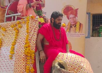 हदगाव शहरातील पट्टाभिषेक वर्धापन दिन सोहळा भक्तिमय वातावरणात संपन्न