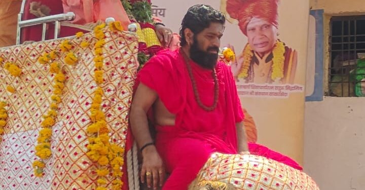 हदगाव शहरातील पट्टाभिषेक वर्धापन दिन सोहळा भक्तिमय वातावरणात संपन्न