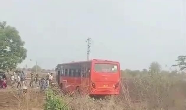 नागपूरहून नांदेडकडे जाणाऱ्या एसटी बसचा भीषण अपघात; सुदैवाने जीवितहानी टळली