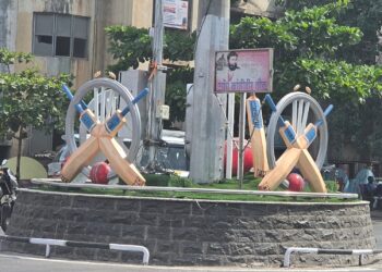 आदई सर्कल येथील क्रिकेट थीम हटवण्याची मागणी; अन्यथा लाक्षणिक उपोषणाचा इशारा