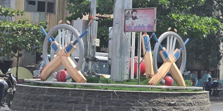 आदई सर्कल येथील क्रिकेट थीम हटवण्याची मागणी; अन्यथा लाक्षणिक उपोषणाचा इशारा