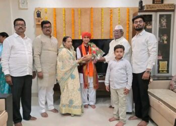 सोनके येथे नऊ किलो चांदीच्या नागदेवता व पलंग अर्पण सोहळ्याला उत्स्फूर्त प्रतिसाद