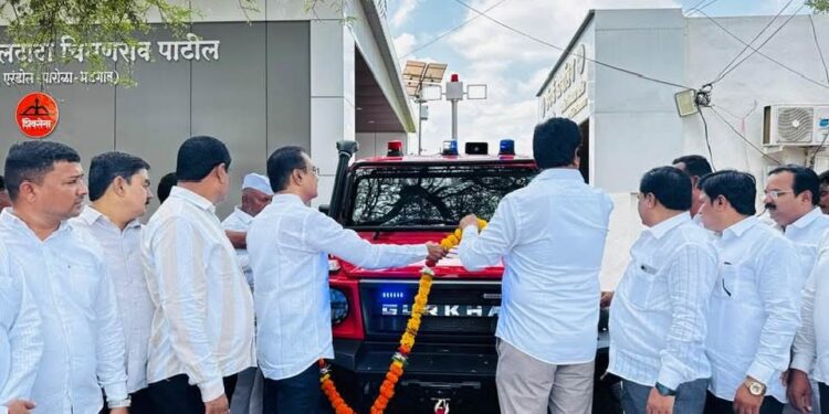 पारोळा नगरपालिकेला नवीन अद्यावत अग्निशमन गाडी प्राप्त; आमदार अमोलदादा पाटील यांच्या हस्ते लोकार्पण