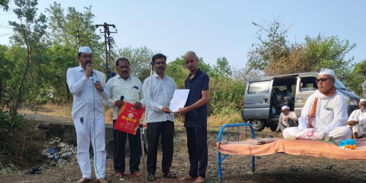 ग्रामपंचायतीचा संवेदनशील उपक्रम; मृत्यू दाखल्याचे दशक्रिया विधी दिवशीच सुपूर्द