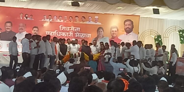 कन्नडमध्ये एमआयडीसी 2017 सालीच मंजूर” — उद्योग मंत्री उदय सामंत