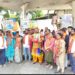 पनवेलमध्ये मनसेचे अनोखे आंदोलन; पेट्रोल-डिझेल दरवाढीविरोधात नागरिकांना वाटल्या ‘मेलोडी’ चॉकलेट
