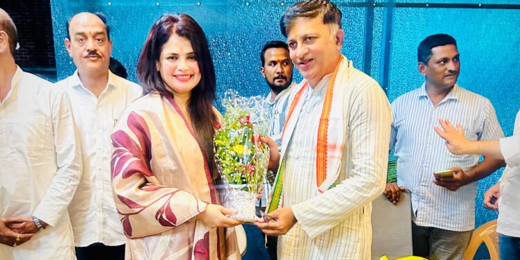 काँग्रेसमध्ये युवकांना संधी देणार; जिल्हाध्यक्ष ॲड. सचिन नाईक यांची ग्वाही; यवतमाळात जल्लोषात स्वागत