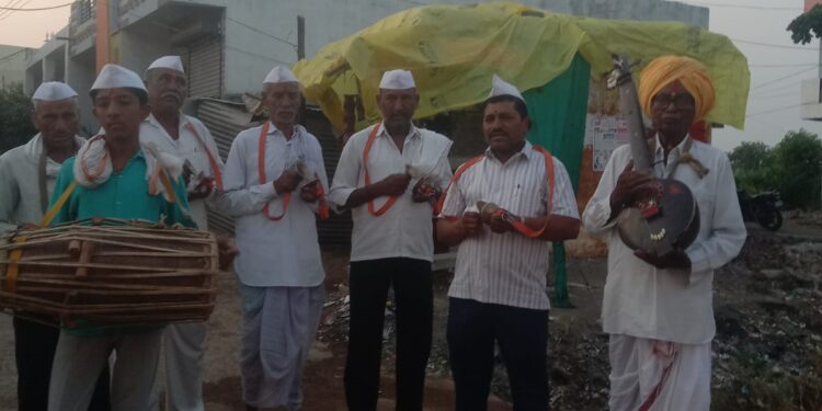कमला एकादशी निमित्त असोला तर्फे औंढा नागनाथ येथे भव्य दिंडी मिरवणूक