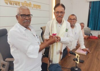 शहादा तालुका सेवानिवृत्तांच्या बहुउद्देशीय संस्थेच्या अध्यक्षपदी शरद धारू पाटील यांची बिनविरोध निवड.