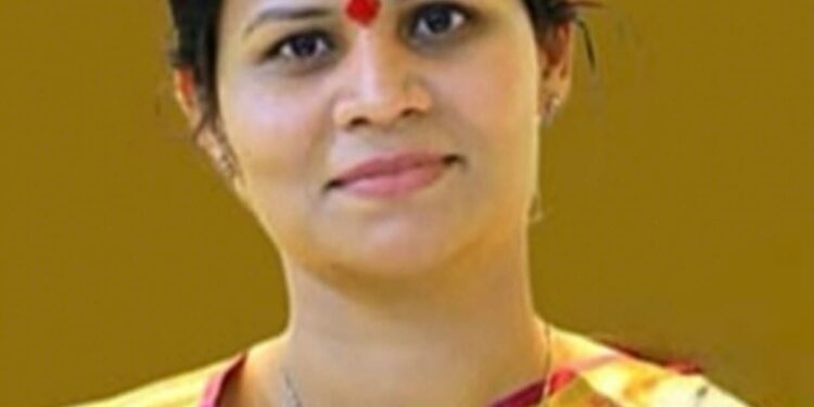 विधानपरिषदेसाठी रश्मी बागल आघाडीवर?भाजपच्या ‘महिला कार्ड’ची जोरदार चर्चा