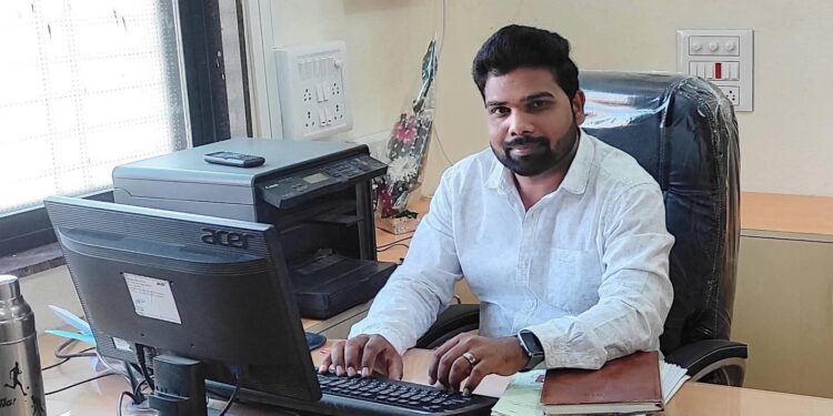 अंजनी बुद्रुकचे सुपुत्र श्री किशोर आल्हाट यांना महाराष्ट्र ग्रामीण बँक रिसोड शाखेत ब्रँच मॅनेजरपदाचा बहुमान