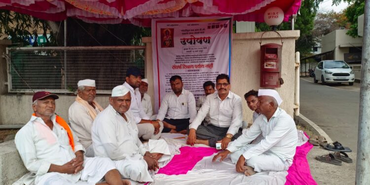 भूमिपुत्रांना नोकरी, बाजारभावाने भरपाई व पुनर्वसनासाठी शेतकऱ्यांचा एल्गार