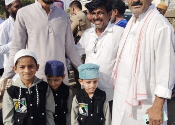 माहूर शहरात बकरी ईद उत्साहात साजरी; देशात अमन-शांतीसाठी विशेष प्रार्थना