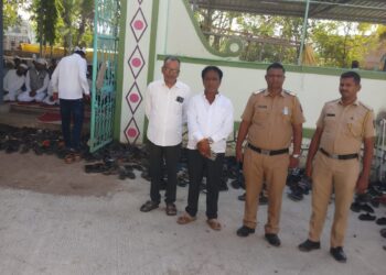 वडगाव कांदळी येथे बकरी ईद उत्साहात साजरी; हिंदू-मुस्लिम बांधवांनी जपला बंधुभाव