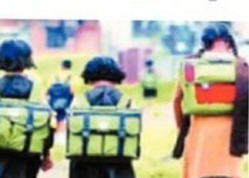 आत्महत्याग्रस्त शेतकऱ्यांच्या कुटुंबातील विद्यार्थ्यांना मोफत शिक्षणाचा आधार..