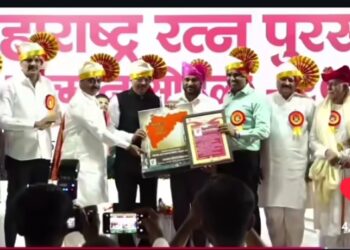 शेतकरी पुत्र गणेश निंबाळकर यांना ‘प्रबंध भूमी महाराष्ट्र रत्न’ पुरस्कार प्रदान
