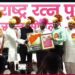 शेतकरी पुत्र गणेश निंबाळकर यांना ‘प्रबंध भूमी महाराष्ट्र रत्न’ पुरस्कार प्रदान