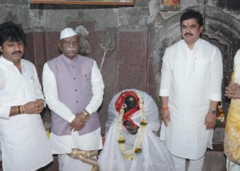 चोंडी येथे पुण्यश्लोक अहिल्यादेवी होळकर यांच्या ३०१ व्या जयंतीनिमित्त अभिवादन