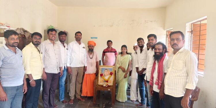 ग्रामपंचायत कार्यालय तांदुळवाडी येथे ३०१ पुण्यश्लोक अहिल्यादेवी होळकर यांची जयंती साजरी करण्यात आली.