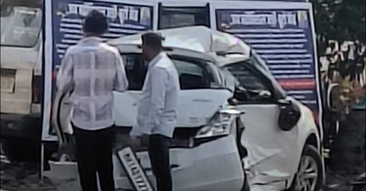 बर्ड व्हॅली गार्डन परिसरात भीषण अपघात; बसची चारचाकींना जोरदार धडक
