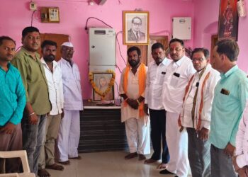 लोकमाता पुण्यश्लोक अहिल्यादेवी होळकर यांना ग्रामपंचायत बाजार वाहेगाव येथे अभिवादन