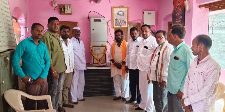 लोकमाता पुण्यश्लोक अहिल्यादेवी होळकर यांना ग्रामपंचायत बाजार वाहेगाव येथे अभिवादन