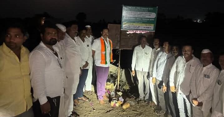कंदर येथे ५४ लाख रुपयांच्या विविध विकासकामांचे भूमिपूजन व लोकार्पण संपन्न