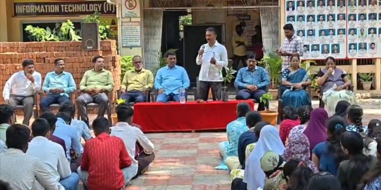 जागतिक पर्यावरण दिनानिमित्त वृक्षारोपण; स्वच्छता दूतांचा विशेष सत्कार