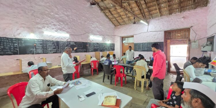 मऱ्हळ बु. येथे स्पर्धा परीक्षा मार्गदर्शन उपक्रम; विद्यार्थ्यांचा उत्स्फूर्त प्रतिसाद