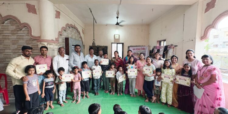 प्रभाग क्र. २ मधील सात दिवसीय बाल संस्कार शिबिराचा उत्साहात समारोप; १०८ बालकांना प्रमाणपत्रांचे वितरण