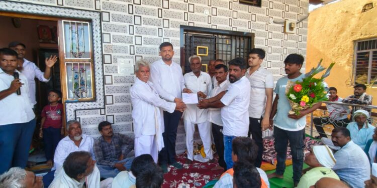 सावरगाव तांडा वस्तीतील विद्युत दाबाची समस्या अखेर मार्गी; निलेश कापकर यांच्या पाठपुराव्याला यश