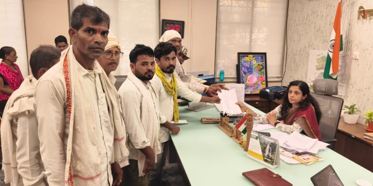 घाटली ग्रामपंचायतीत निधीवरून वाद पेटला; जुन्या-नव्या कारभाराच्या चौकशीची मागणी, राजकीय वातावरण तापले