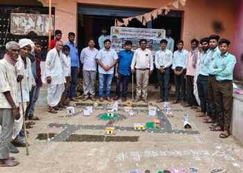 मालेगावमध्ये ‘रावे’ विद्यार्थ्यांचे ‘पीआरए’ तंत्राद्वारे प्रभावी सादरीकरण; ग्रामस्थांचा उत्स्फूर्त सहभाग