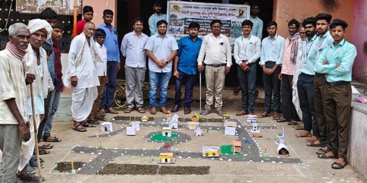 मालेगावमध्ये ‘रावे’ विद्यार्थ्यांचे ‘पीआरए’ तंत्राद्वारे प्रभावी सादरीकरण; ग्रामस्थांचा उत्स्फूर्त सहभाग