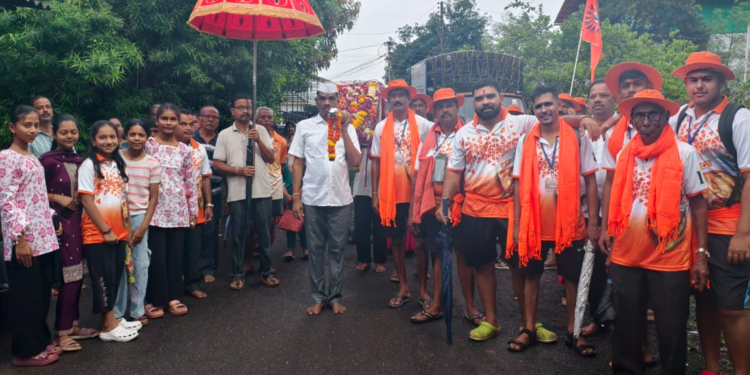दिघोडी ते शिर्डी मानाच्या पहिल्या साई पालखीचा १८ वर्षांचा प्रेरणादायी प्रवास; यंदा १२५ पदयात्रींचा सहभाग