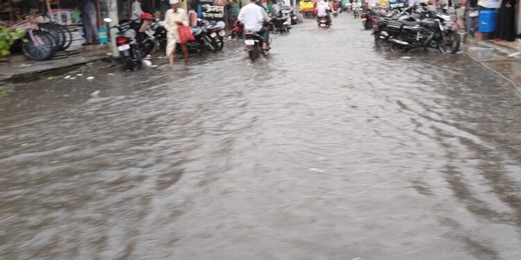 उघडा डोळे, बघा नीट… मोढा परिसरातील नागरिकांचा तीव्र संताप!