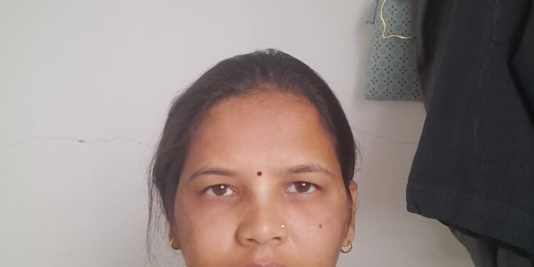 गडमुडशिंगी येथील सौ. पल्लवी देसाई घरून बेपत्ता; शोध घेण्यासाठी नातेवाईकांचे नागरिकांना आवाहनाचे वृत्त