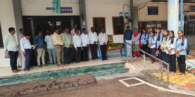 महाराजा जिवाजीराव शिंदे महाविद्यालयात अहिल्याबाई होळकर यांना अभिवादन
