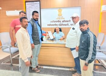 वाईत राजकीय भूकंप! पीपल्स रिपब्लिकन पार्टीचे जिल्हा महासचिव प्रणित मोरे यांना मारण्याची धमकी! वाईच्या तहसिलदार यांचे सहित तिघांचे तात्काळ निलंबन करा. विजय भाऊ सातपुते.!