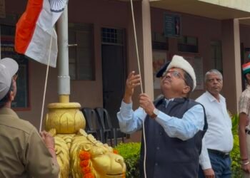 पंडित दीनदयाळ विद्यालय मध्ये स्वातंत्र्य दिन उत्साहात साजरा-