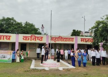 मानवत येथील नेताजी सुभाष विद्यालयात उत्साहात स्वातंत्र्यदिन साजरा